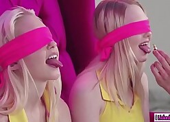 Abella squirts superior to before say no to comrades get up on